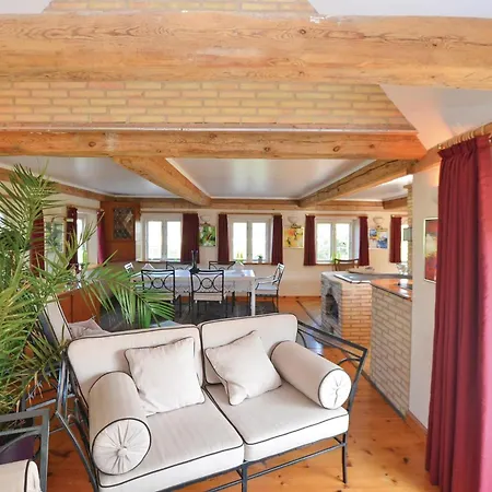 Two-bedroom In Hébergement de vacances
